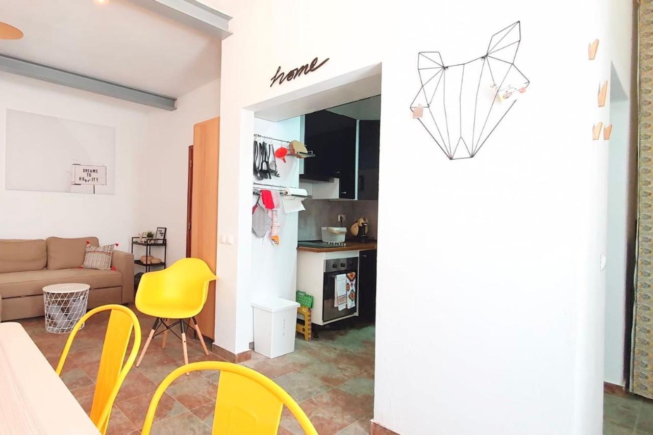 Lovelystay - Yellow Submarine House Lagos Exteriör bild